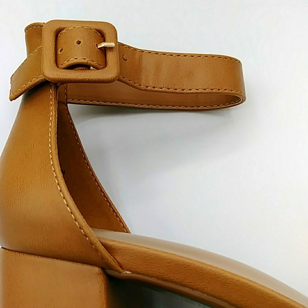 🐪HP! Nude Heel Pumps w/Strap by Dream Pairs. Size 6.5 - Picture 8 of 16